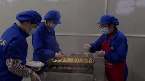 新年將至 食品企業生產忙