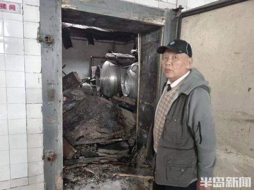 半島調查丨天花板坍塌 車間成廢墟 響當當的老字號竟變成了這樣 它還能再 香 嗎